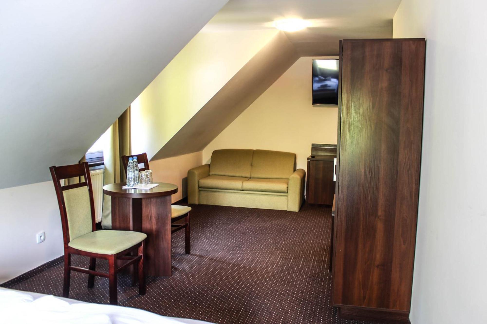 Locanda Pod Niedzwiedziem Debska Kuznia